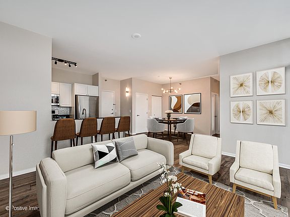 3rd image of 1546 N Orleans St APT 803