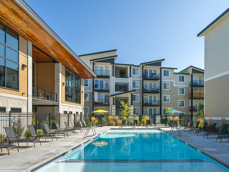Rivers Edge Apartments — Photo 27