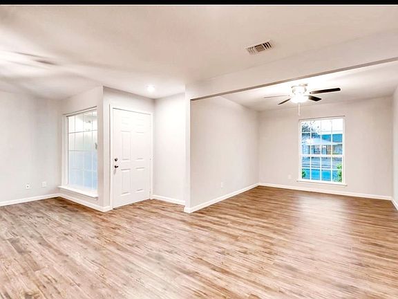 5th image of 3616 Pacesetter Dr