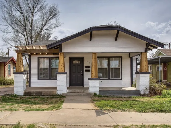 1909 16th St, Lubbock, TX 79401