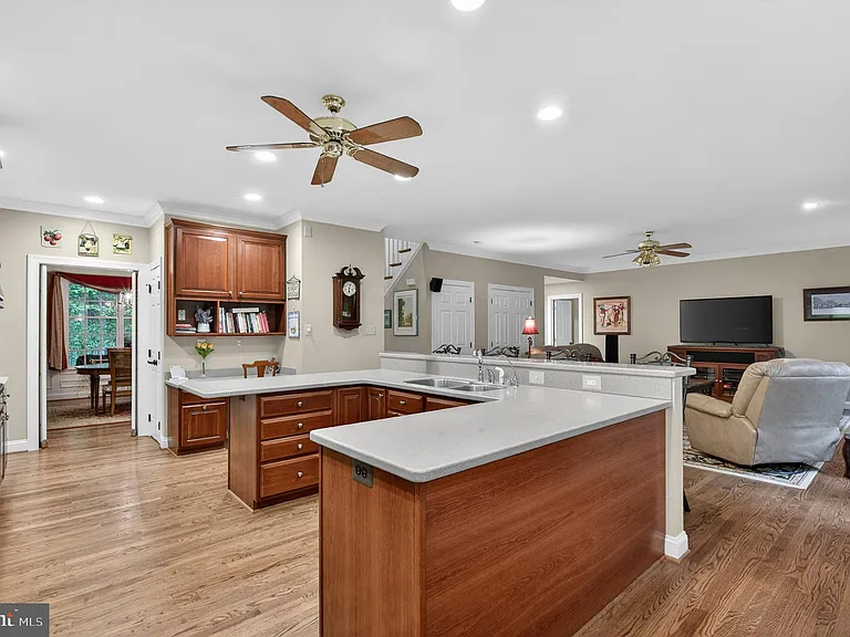 6601 Colchester Rd — Photo 12