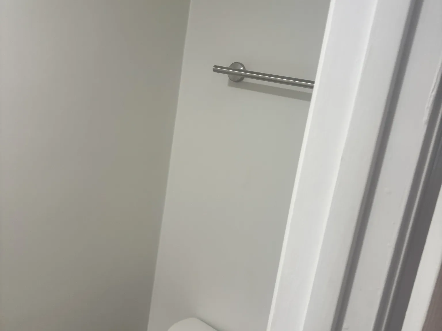 3 bed, 1.5 bath, 994 sqft, $3,000 — Photo 3