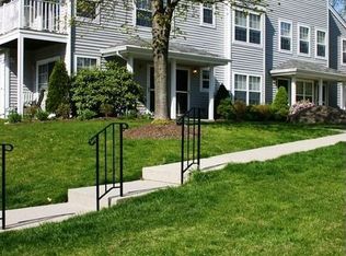 1109 Devon Ct, Mahwah, NJ 07430