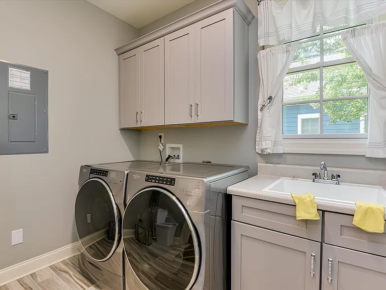108 Tremont Dr — Photo 11