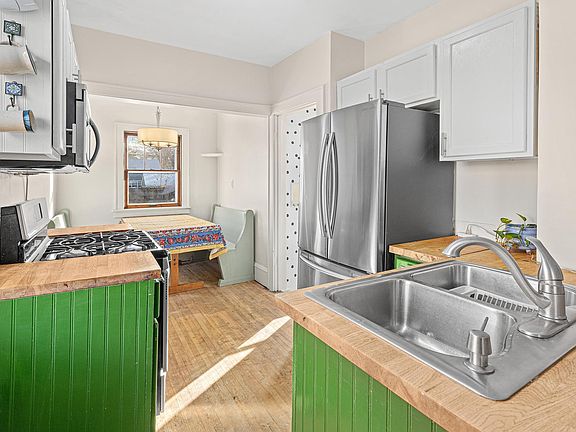 4th image of 4115 Nokomis Ave