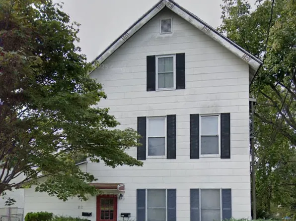 22 Wadsworth St, Waterbury, CT 06706