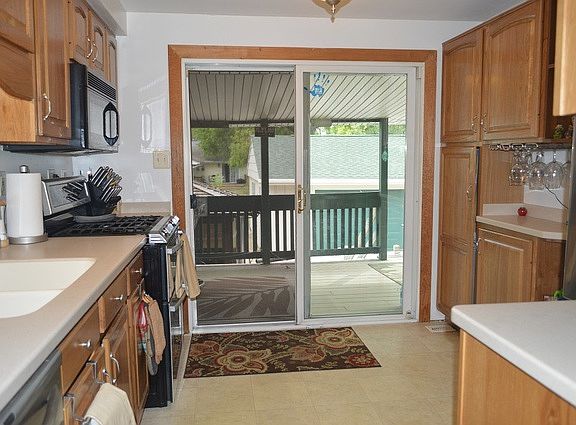 3rd image of 1413 Norwell Ln