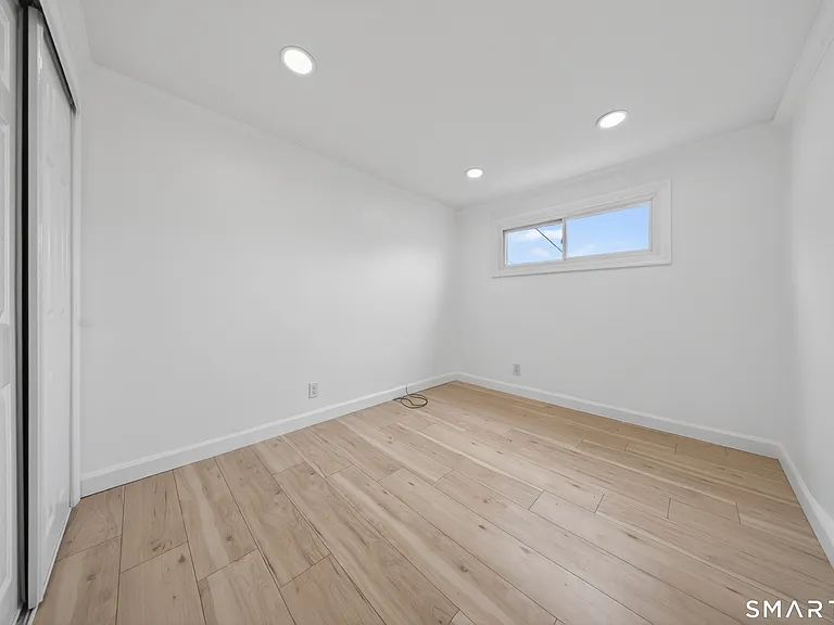 207 Hillcrest Rd — Photo 15