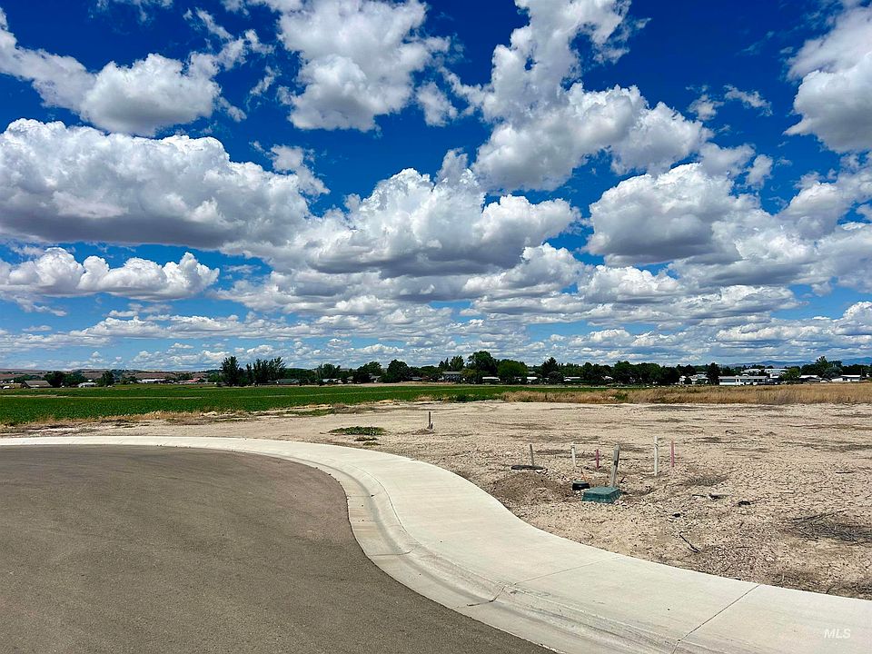 1st image of 1701 Skookum Dr