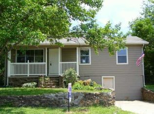 532 S Sang Ave, Fayetteville, AR 72701