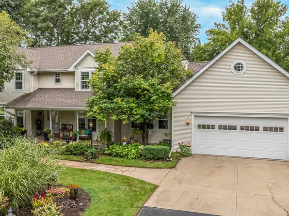 4965 N Schuh Rd, Appleton, WI 54913
