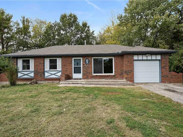 424 S 86th St, Kansas City, KS 66111