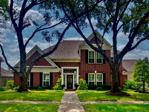 3018 Silent Spring Drive, Sugar Land, TX 77479