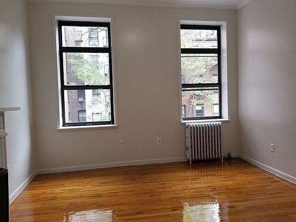3rd image of 39 Grove St APT 3R