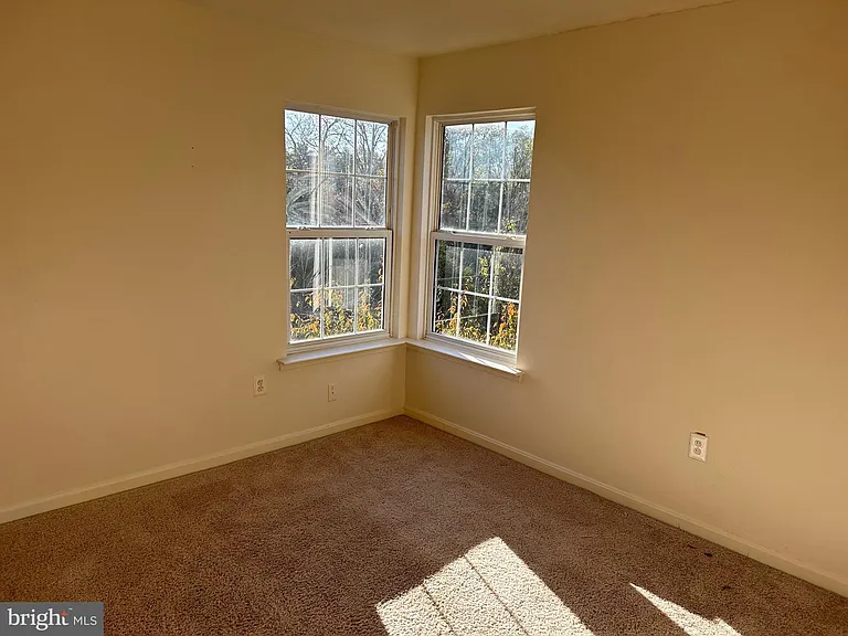 6821 Hollow Glen Ct — Photo 20