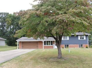 6885 Woodell Ave NE, Canton, OH 44721