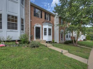 709 Twin Brook Ln, Stafford, VA 22554