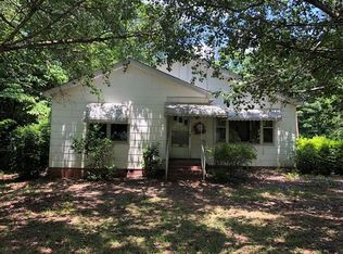 420 Bauskett St, Edgefield, SC 29824