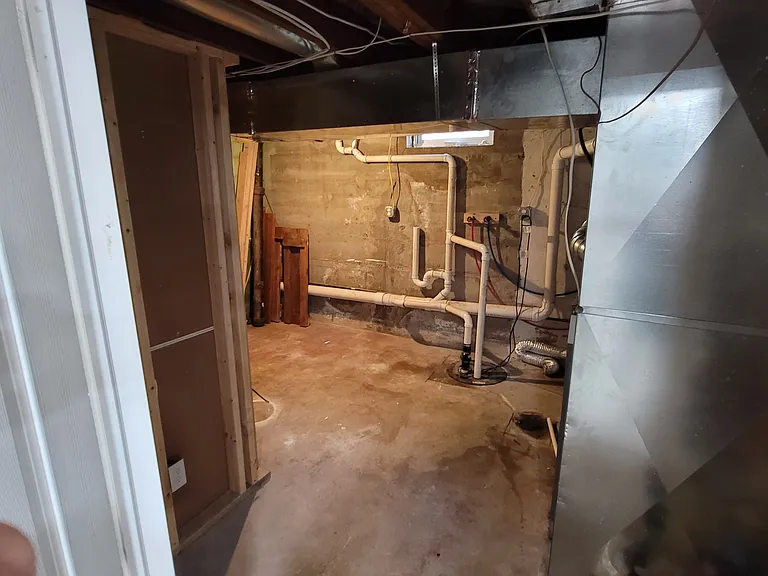 1705 S Ellis Ave — Photo 13