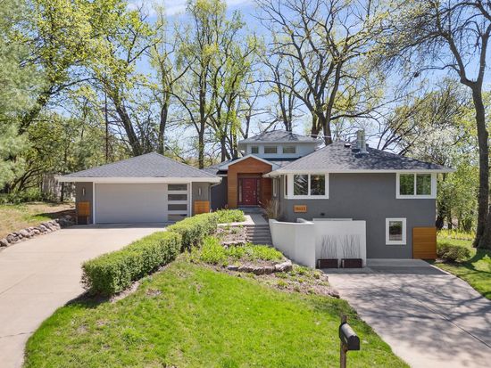 15623 Randall Ln, Minnetonka, MN 55345