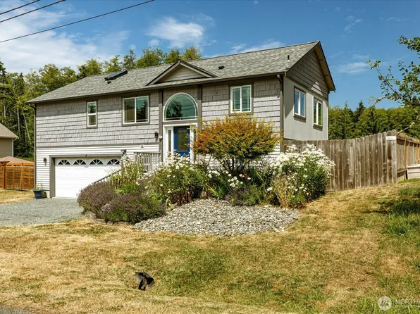 1243 Russell Drive, Coupeville, WA 98239