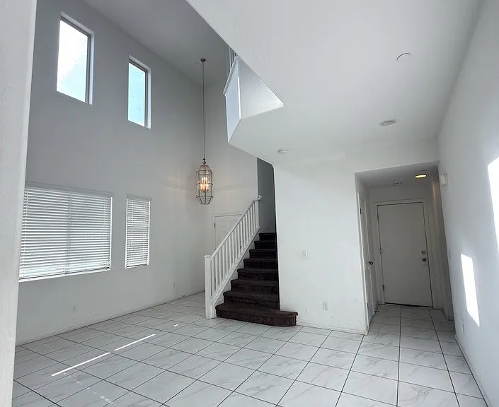 1074 Valley Light Ave — Photo 6