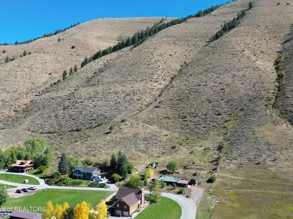 10 Pine Ln, Afton, WY 83110