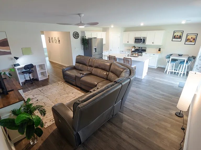 1014 S Welcome Rd — Photo 8