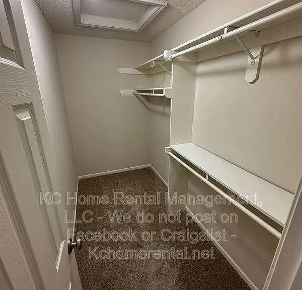11429 W 142nd Ter — Photo 27