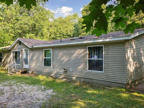 308 E Garfield Rd, Twin Lake, MI 49457