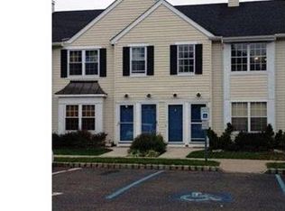 806 Lindsley Ct, Burlington, NJ 08016
