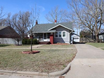 616 N Main St, Ellinwood, KS, 67526