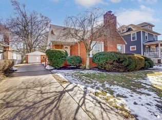 304 Lavender St, Monroe, MI 48162