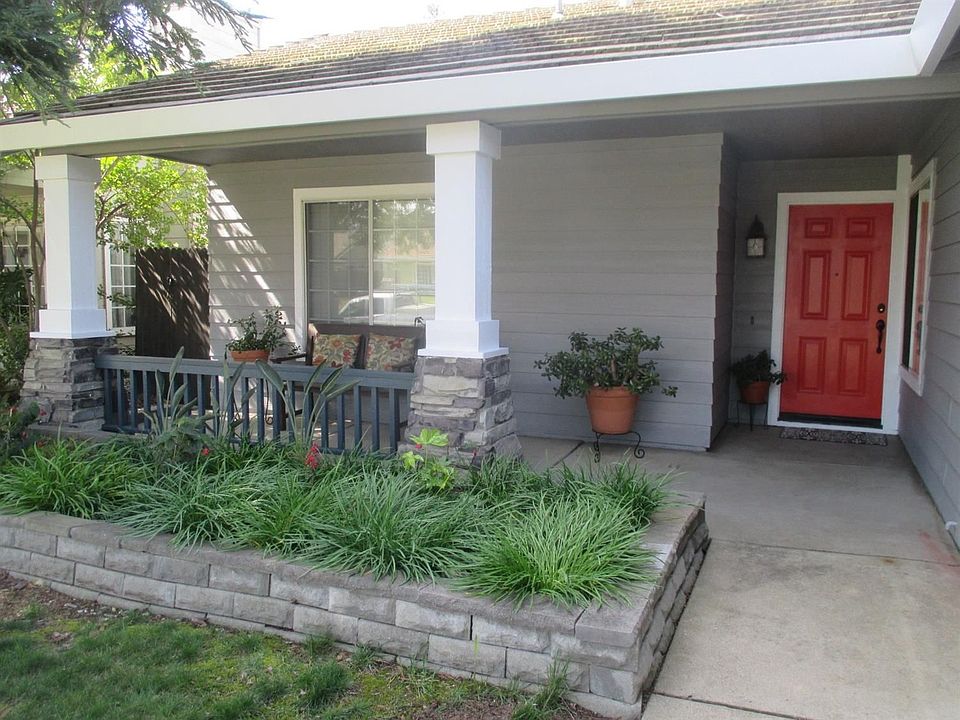 1st image of 1739 Chilton Dr
