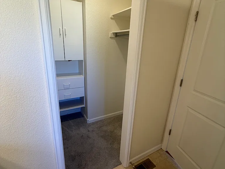 320 Strasburg Dr #A9 — Photo 27