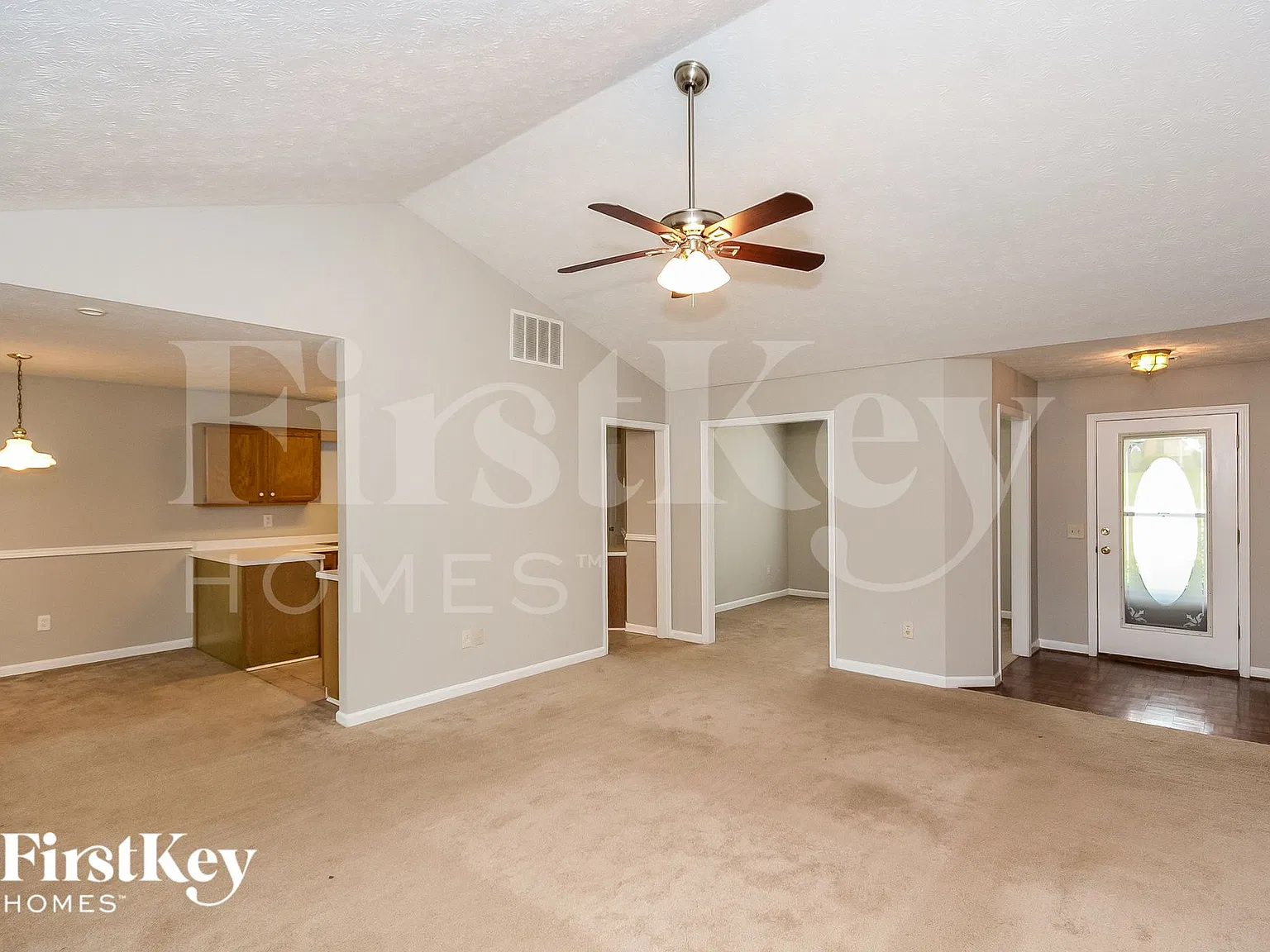 3 bed, 2.0 bath, 1941 sqft, $2,795 — Photo 3