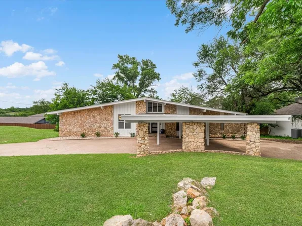 1905 Dakar Rd, Fort Worth, TX 76116