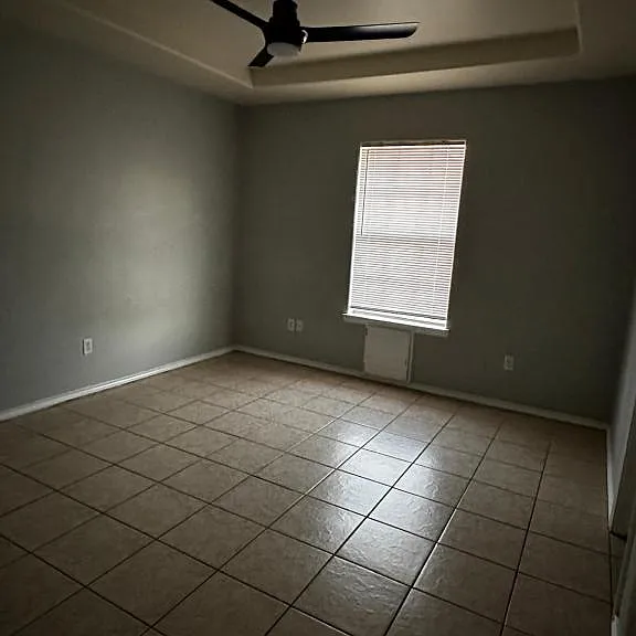 1301 N Sal St #4 — Photo 4