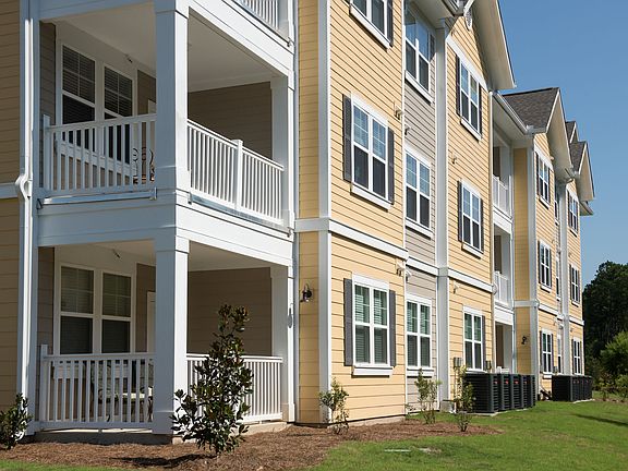 3rd image of 203 Magnolia Blvd #316