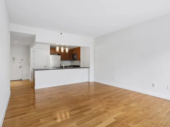 3260 Henry Hudson Parkway image 1 of 12