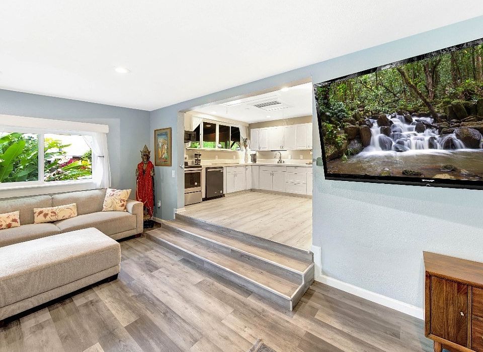 1st image of 3590 Moloaa Rd