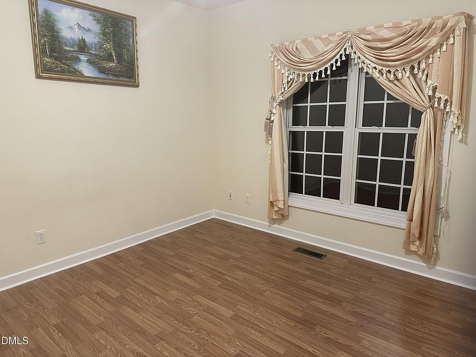 1st image of 303 Rowe Rd