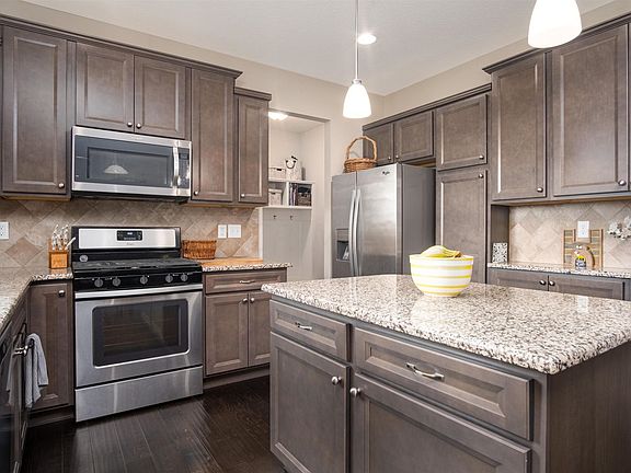 3rd image of 1454 Woodline Dr