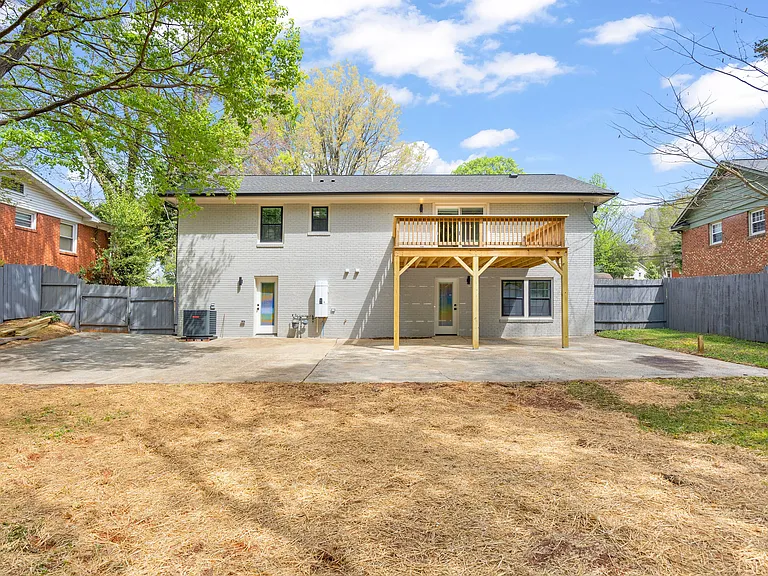 2000 Kilborne Dr — Photo 83