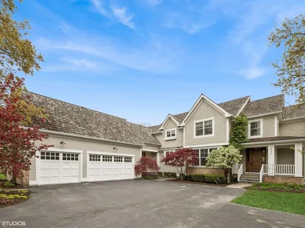 3324 Lakeside Ave, Northbrook, IL 60062