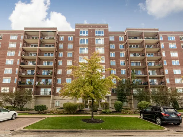 5555 N Cumberland Ave Unit 304, Chicago, IL 60656