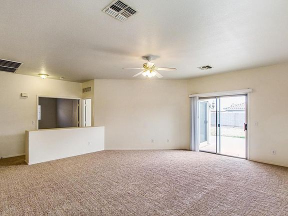 4th image of 574 W Silver Reef Ct