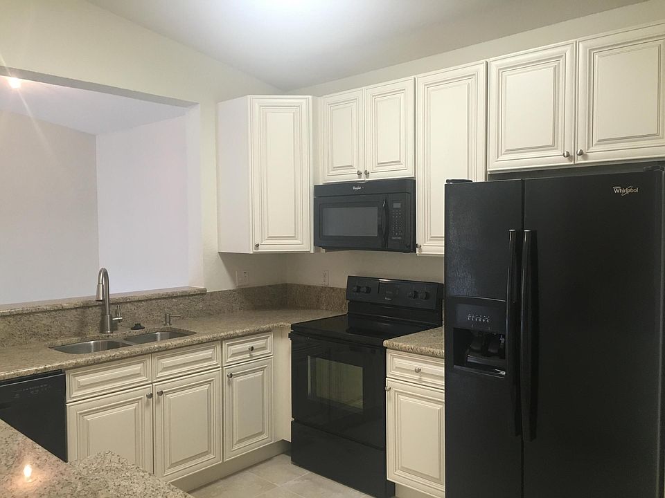 1st image of 4190 Gator Greens Way #Penthouse 5