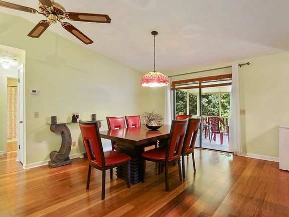 5th image of 3870 Erica Cir