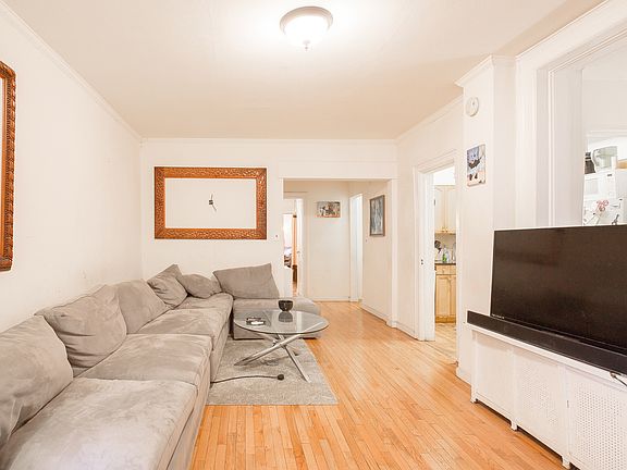 3rd image of 338 E 19th St #1